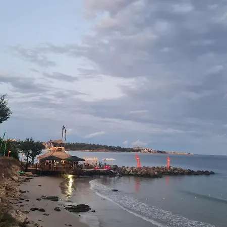 Lazur By The Sea *