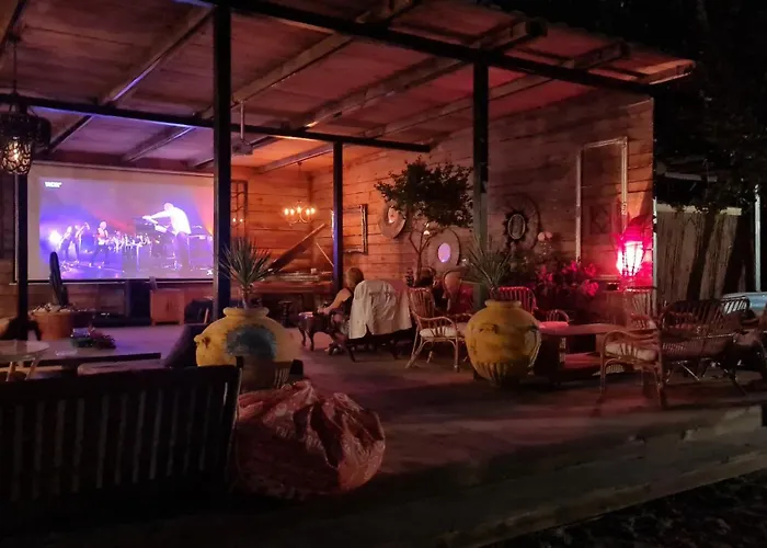 Lazur By The Sea Апартаменты