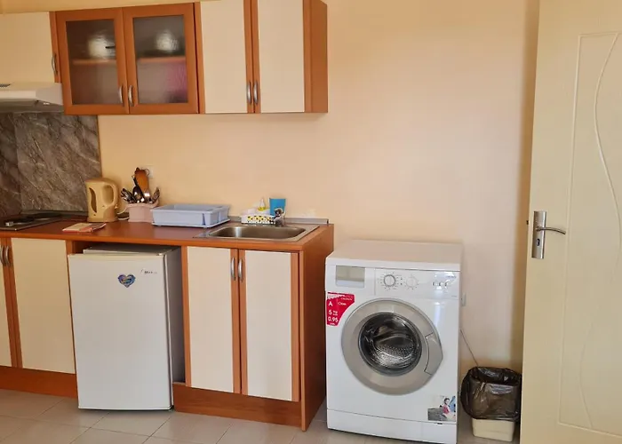 Апартаменты Lazur By The Sea Равда